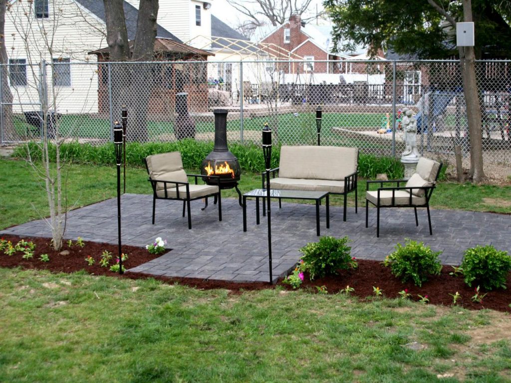 paver stone patio for summer yard project homeowners